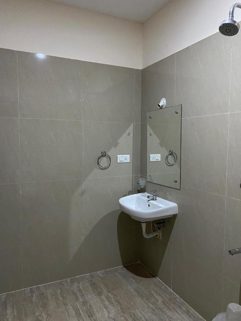 Akshatha Home Stay Bangalore Dış mekan fotoğraf